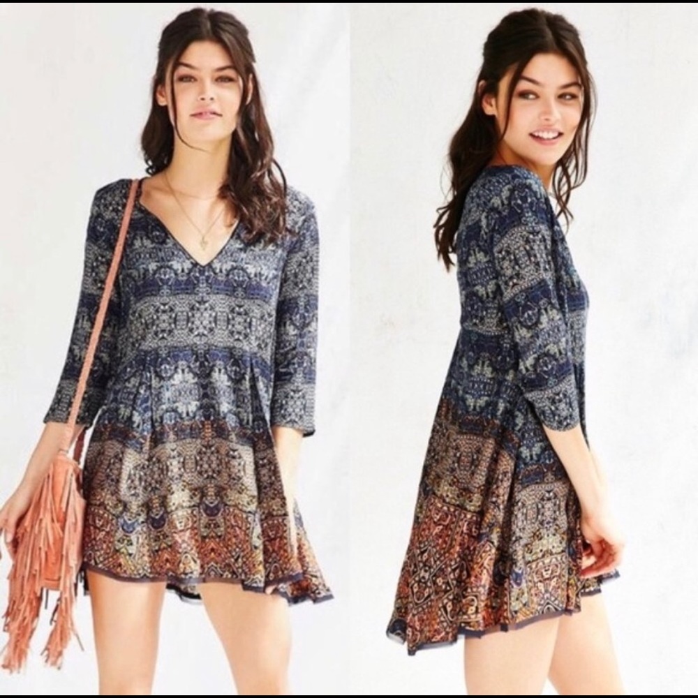 Ecote by UO beautiful flowy dress tunic